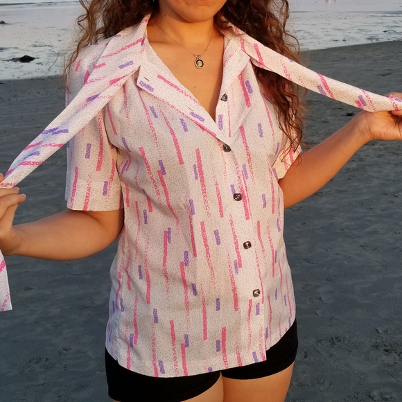 80s Cyber Vaporwave Square Button Pink & Purple Lines New Wave Urbancore Vintage - Picture 2 of 6